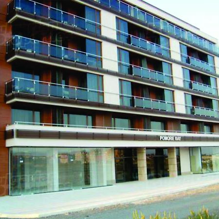 Pomorie Bay Aparthotel Екстер'єр фото
