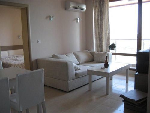 Pomorie Bay Aparthotel Екстер'єр фото